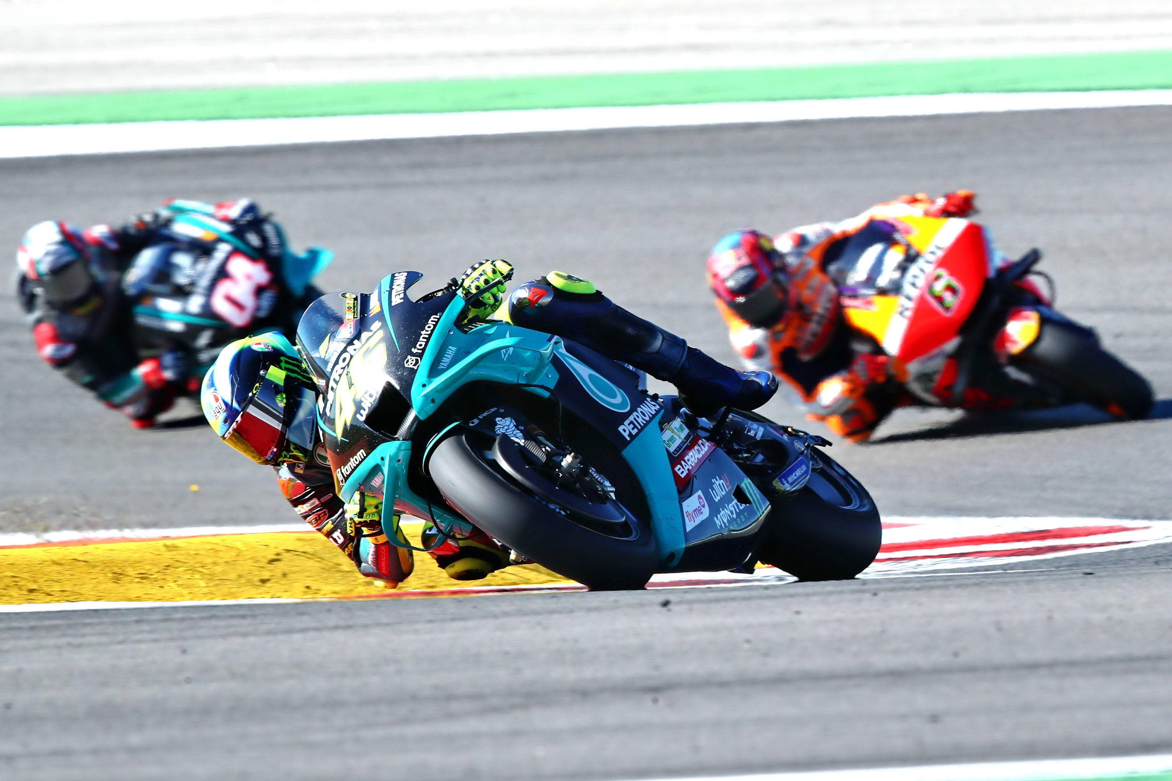 关于葡萄牙凭梅德罗斯制胜，继续领跑小组的信息