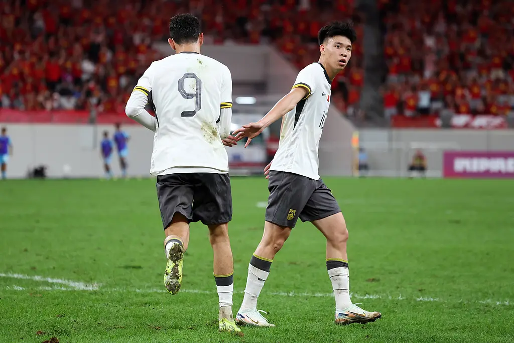 我国球员表现出色，帮助球队晋级
